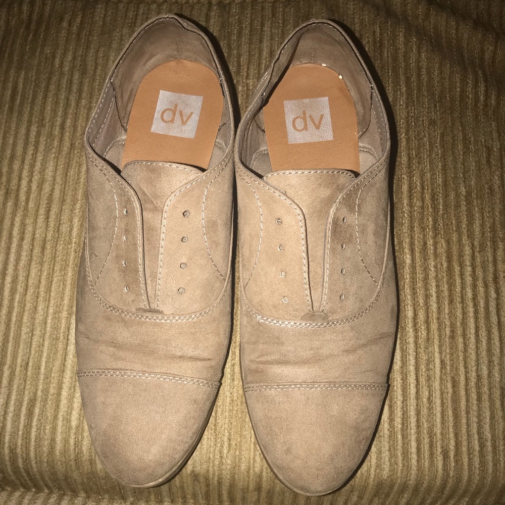 Tan Oxford Shoes